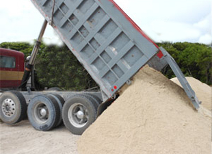 /attachments/c3270c8a-4cdd-11e6-9770-bc764e2038f2/Sand Truck.jpg